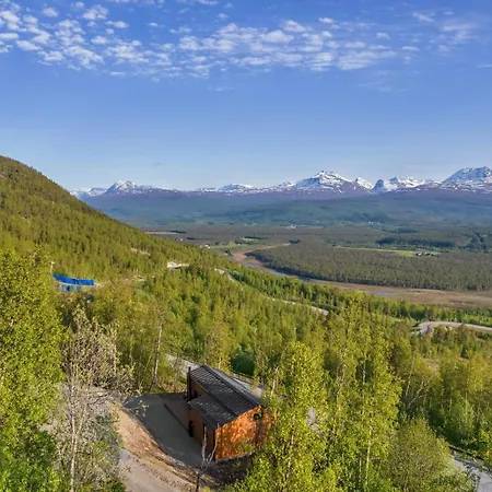 Malselv Fjellandsby - *